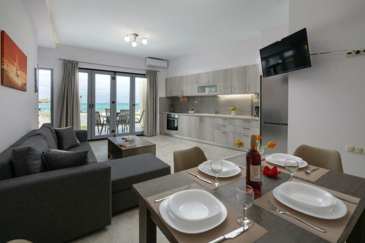 Coral Sea Apartment Kokkinos Pyrgos Dış mekan fotoğraf