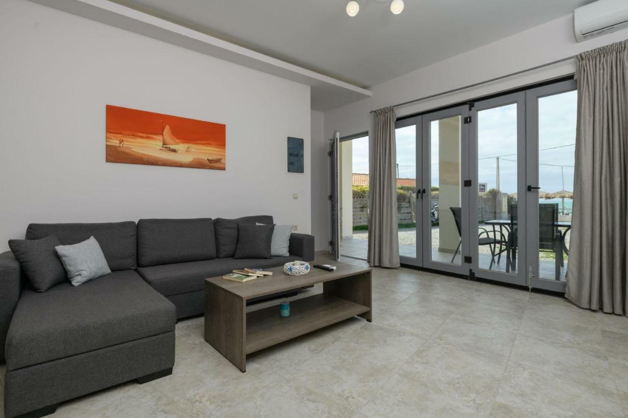Coral Sea Apartment Kokkinos Pyrgos Dış mekan fotoğraf