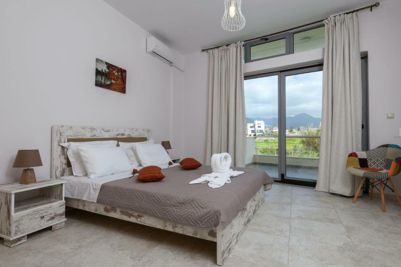 Coral Sea Apartment Kokkinos Pyrgos Dış mekan fotoğraf